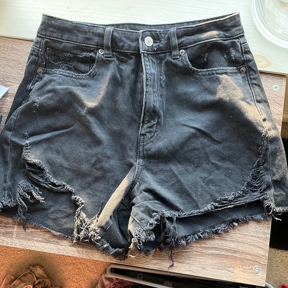 American Eagle Outfitters Pants - AE highest rise mom short